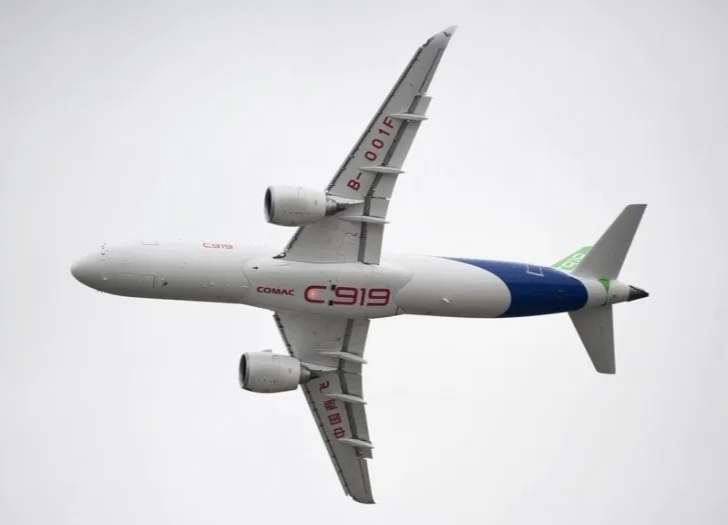 Pesawat Jet C919 China Kantongi Izin untuk Produksi Massal