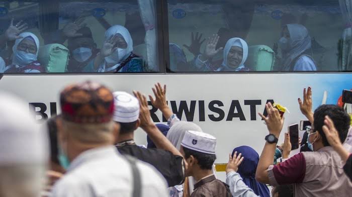 Para Jamaah Haji Wajib Antigen Saat Tiba di Tanah Air