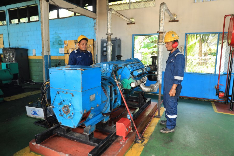 PLN Hadirkan Terang Tanpa Henti di Pulau Parit, Karimun