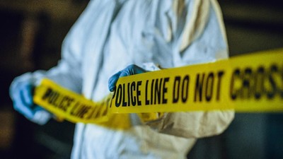 Taruna IPDN & Mahasiswi Tewas dalam Mobil di Parkiran Swalayan Jambi