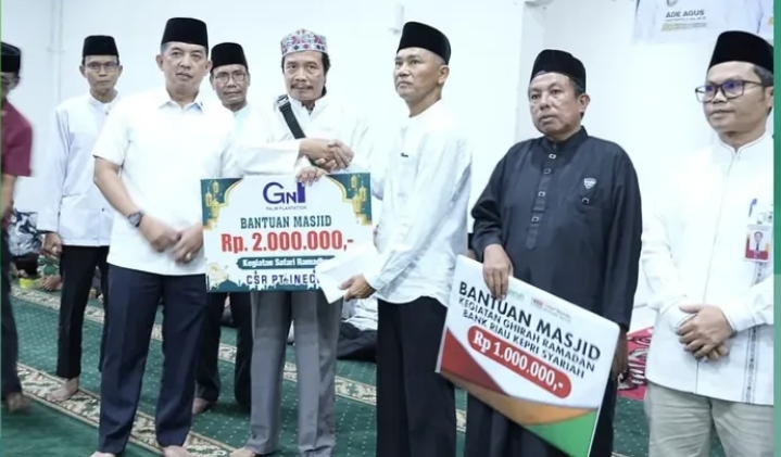 Safari Ramadan di Seberida, Sekda Inhu Salurkan Bantuan dan Sampaikan Program Strategis Daerah