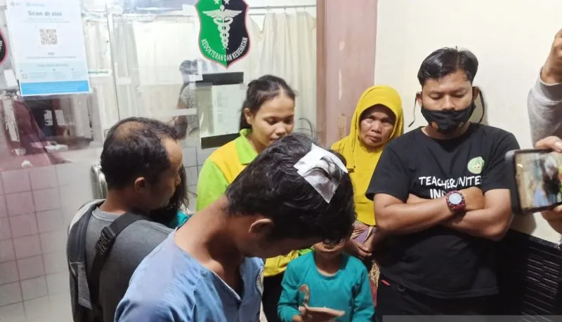 Konflik Lahan Sawit di Kampar, Puluhan Warga diserang Pria Tak Dikenal dengan Samurai dan Pentungan
