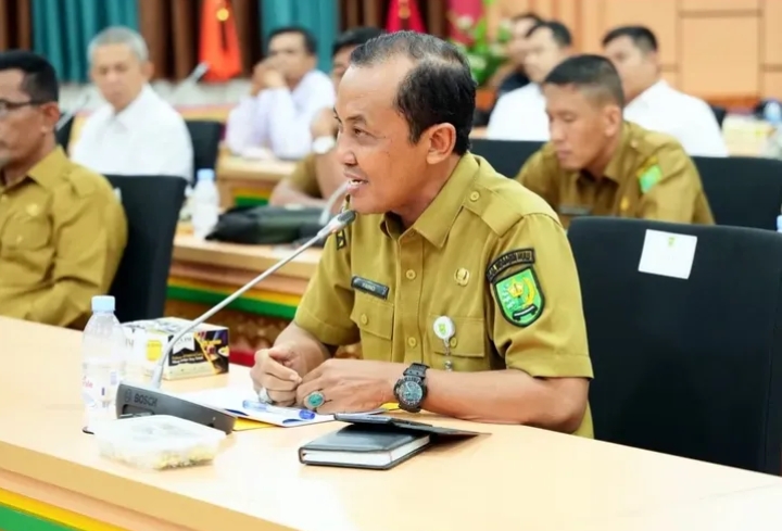 Pj Sekda Inhu Hadiri Pembahasan RTRW Riau: Fokus Penyelesaian Lahan dan Kawasan Hutan