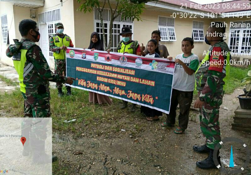 Personil Koramil 05 Peranap Terus Lakukan Giat Patroli Karhutla di Desa Pauh Ranap