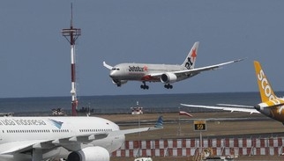 Pesawat Jetstar Putar Balik ke Australia usai Ditolak Masuk ke Bali