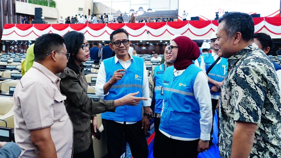 PLN All Out Kawal Listrik HUT ke-81 RI, Sambil Percepat Pemulihan Gempa Flores