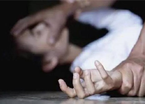 Miris! Remaja Cantik di Kuansing Ini Dicekoki Miras Lalu 'Digilir' Teman Prianya, 6 Orang Ditangkap