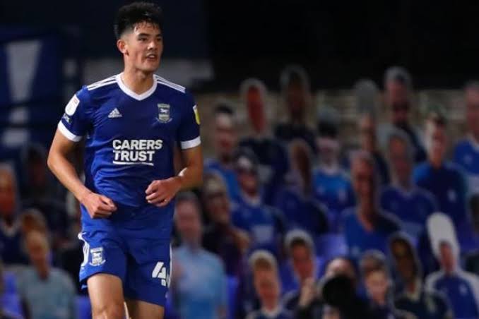 Elkan Baggott Kapten, Ipswich Town Selalu Menang
