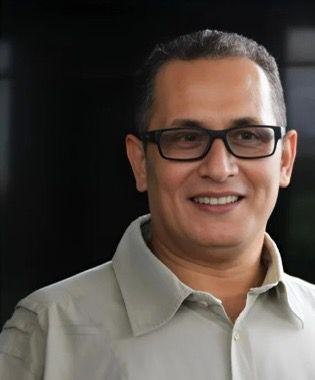 Pemimpin yang Tertukar