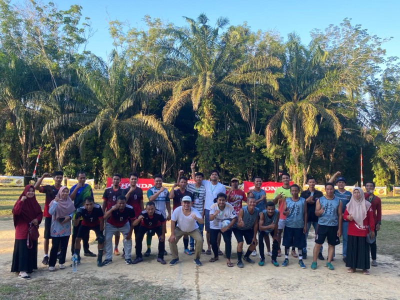 Liga Mini Soccer SE Desa Sungai Banyak Ikan Resmi Dimulai, Semangat Warga Membara!