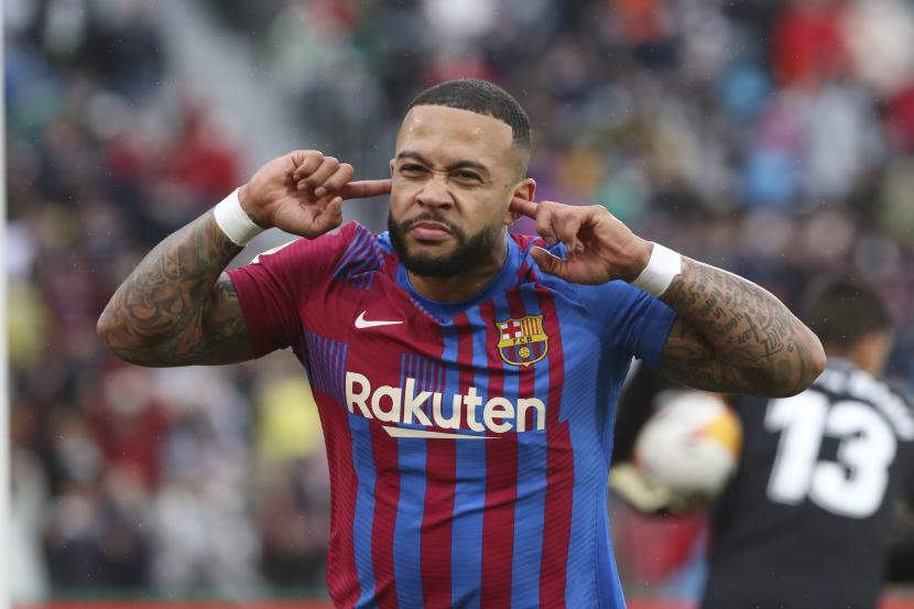 Depay akan Tinggalkan Barcelona Musim Panas Ini