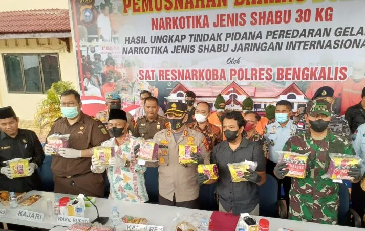 Polres Bengkalis Musnahkan Sabu 30 Kg