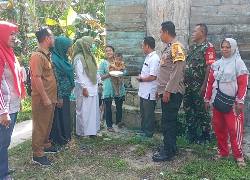 Kades Dedy dan Tim Terjun Langsung ke Rumah Warga, Pastikan Balita Terima Gizi Cukup