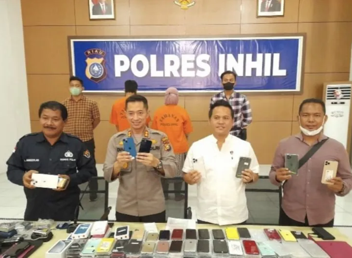 Penyelundup HP ilegal di Inhil terima upah Rp2,5 juta, Pemilik diburu