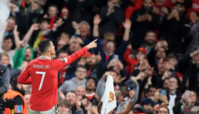 Ronaldo Cetak Gol, Manchester United Menang Lawan Tim Lemah