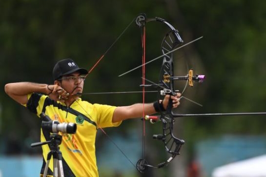 Atlet Penahan Riau Sabet Emas di Asean University Games XX