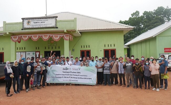 Bertekad Jadi Petani Sawit Bersertifikat ISPO & RSPO, Petani Lakukan Training