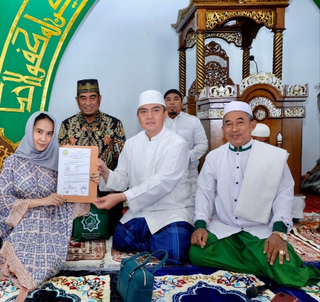 Alhamdulillah... Crisien Jolla Ucapkan Dua Kalimat Syahadat, Rusli Ahmad :Rajin Ibadahnya Ya