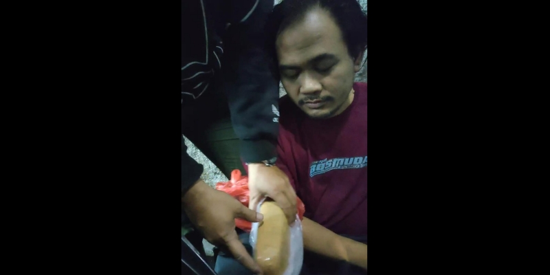 Dua Pengedar Ganja 9 Kg Kicep Diringkus Polisi