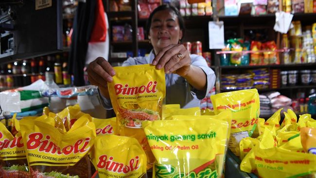 Penerapan Minyak Goreng Satu Harga Dipasar Tradisional Pekanbaru Mulai Merata