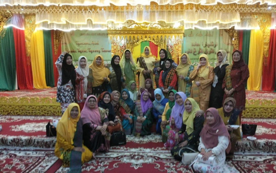 Puan LAMR Riau Gelar Halal bi Halal Disertai Sarahan Jati Diri Perempuan Melayu Riau