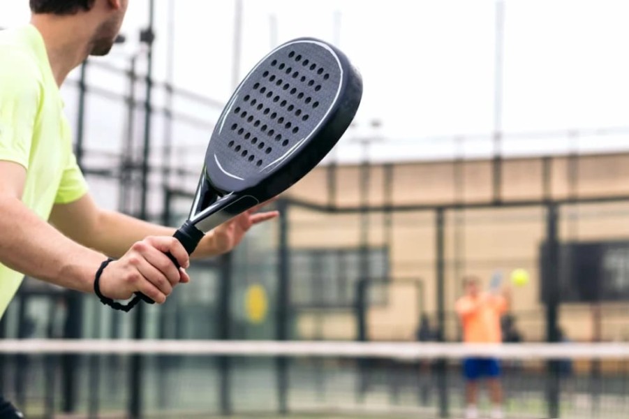 5 Teknik Dasar Padel untuk Meningkatkan Permainan Anda di Lapangan