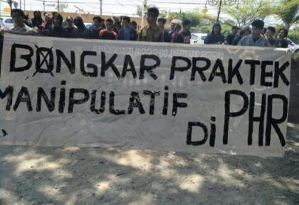 Puluhan Massa Lakukan Aksi Damai, MARAK Sebut Ada Maniputif Lelang di PT PHR
