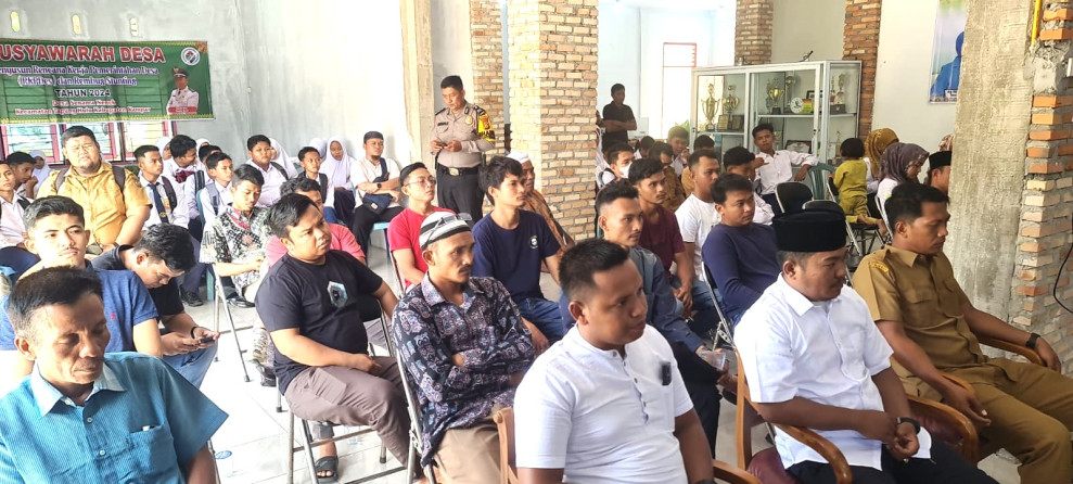 Dosen FH UIR Dr Syafriadi Pengabdian Masyarakat di Sinama Nenek, Kades Abdoel Rakhman Chan: Ini Penyuluhan Pertama dari Akademisi