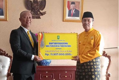 Syamsuar Tegaskan Beasiswa Pemprov Riau tak Boleh Pakai Rekomendasi-rekomendasi, Harus Layak