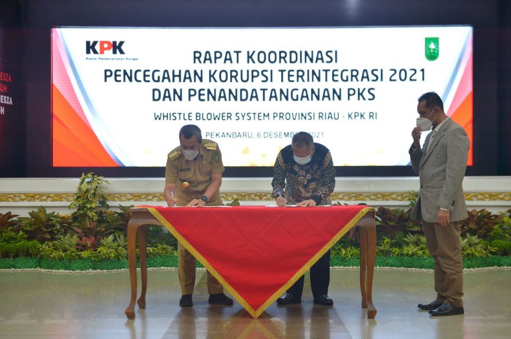 Cegah Korupsi, Gubernur Riau Tandatangani Kerja Sama dengan KPK RI