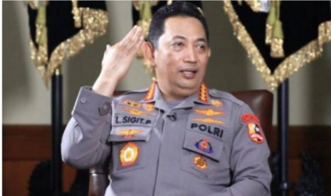 Kapolri Pertanyakan Relevansi Ujian SIM Zig-zag dan Angka 8 dengan Keselamatan