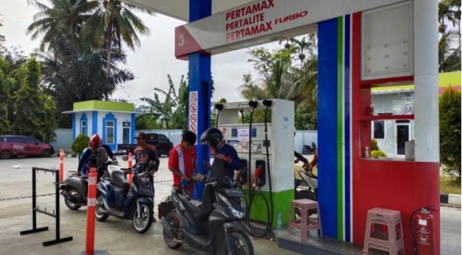 Petani Sawit Desak Turunkan Harga Pertamax untuk Matikan Usaha Pertalite Eceran