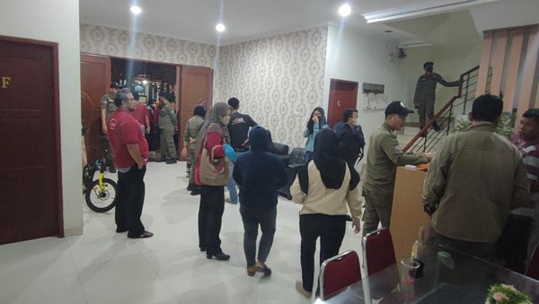 Razia Hotel-Kos Terkait Prostitusi di Tangsel, 40 Orang Ditangkap