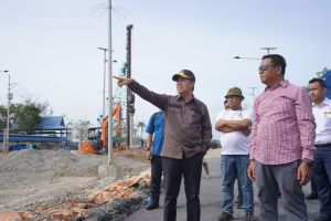 Tinjau Pembangunan Pelabuhan Mengkapan, Gubri Ingin Bangunan Khas Melayu