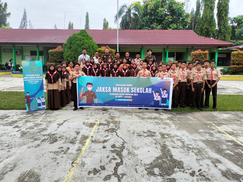 Paparkan Bahaya Cyber Crime dan Cyber Bullying ke Siswa di Sekolah di Inhu