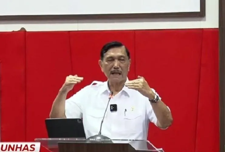 Luhut Beri Sinyal Minggu Depan Presiden Jokowi Umumkan Kenaikan Harga BBM
