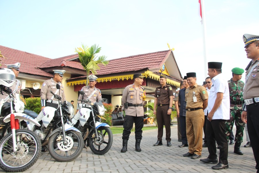 Operasi Patuh 2025 Dimulai, Wakapolres Inhu Pimpin Apel dan Ungkap 8 Pelanggaran Prioritas