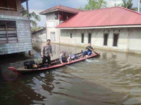 Pemprov Riau Diminta Cepat Kirimkan Bantuan untuk Korban Banjir, Kalau Perlu Langsung Dikasih Nasi Ramas