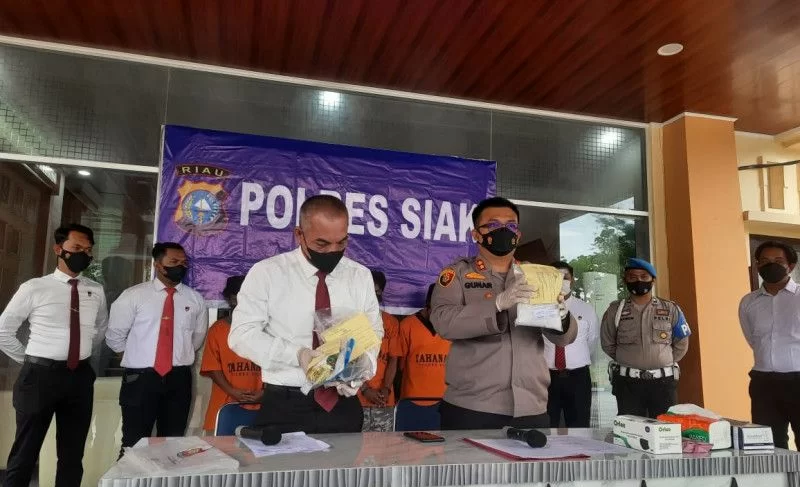 Menyamar, Polisi Siak Berhasil Amankan Hampir 1kg Sabu