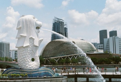 Singapura Tawarkan Beasiswa S3 bagi Lulusan S1, Uang Saku Rp24 Juta/Bulan