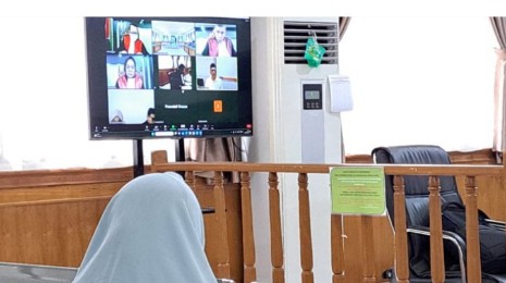 Pengakuan Bupati Meranti, Fee Rp750 Juta Hanya Pembicaraan Suami-Istri ke Nengsih