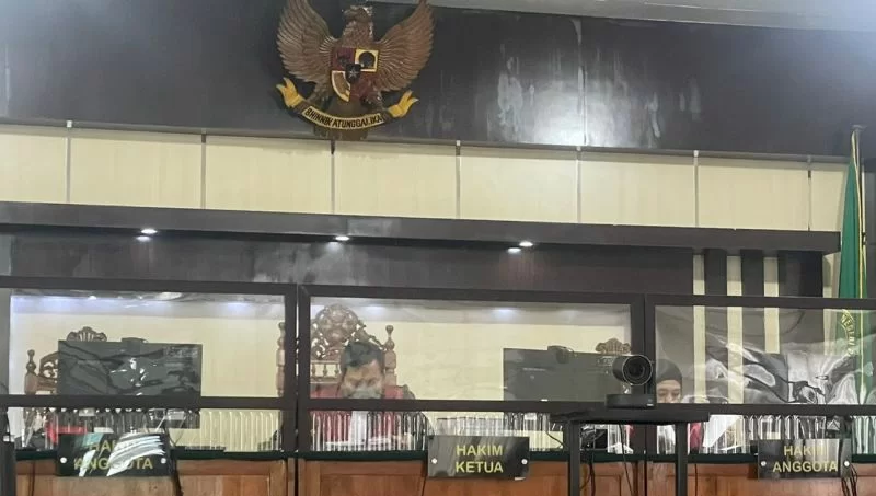 Korupsi Rp200 juta, Eks Kades dan Bendahara di Meranti divonis 1 Tahun 8 B Buulan