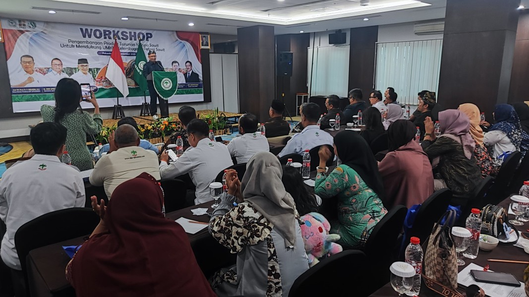 Kolaborasi Apkasindo dan Pemerintah Perkuat UMKM Turunan Sawit