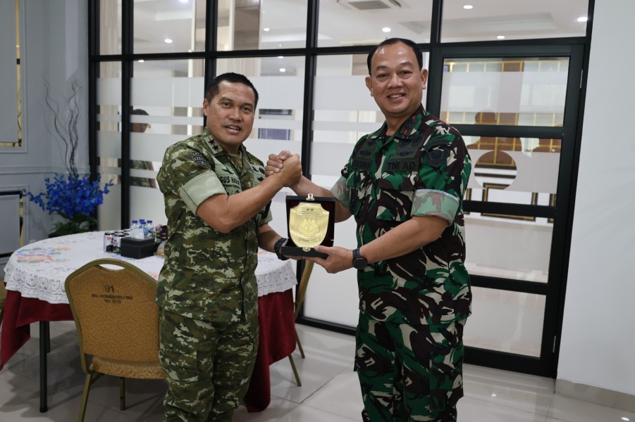 Kodam XIX Tuanku Tambusai Matangkan Kolaborasi, Pangdam Sambut Audiensi Denpusen Arhanud