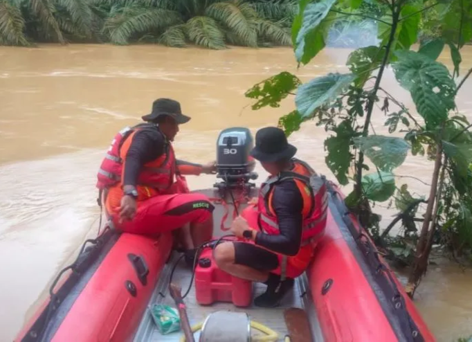 Bocah 11 Tahun Hilang Tenggelam di Sungai Reteh Inhil