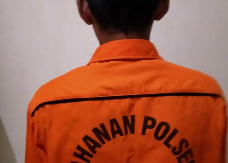Bejat! Oknum Camat Pangkalan Lesung di Pelalawan diduga Cabuli Siswi Magang