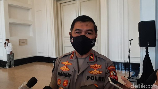 Polri: Beras Bansos di Depok Dikubur Sejak 2021, Total 3.675 Kilogram