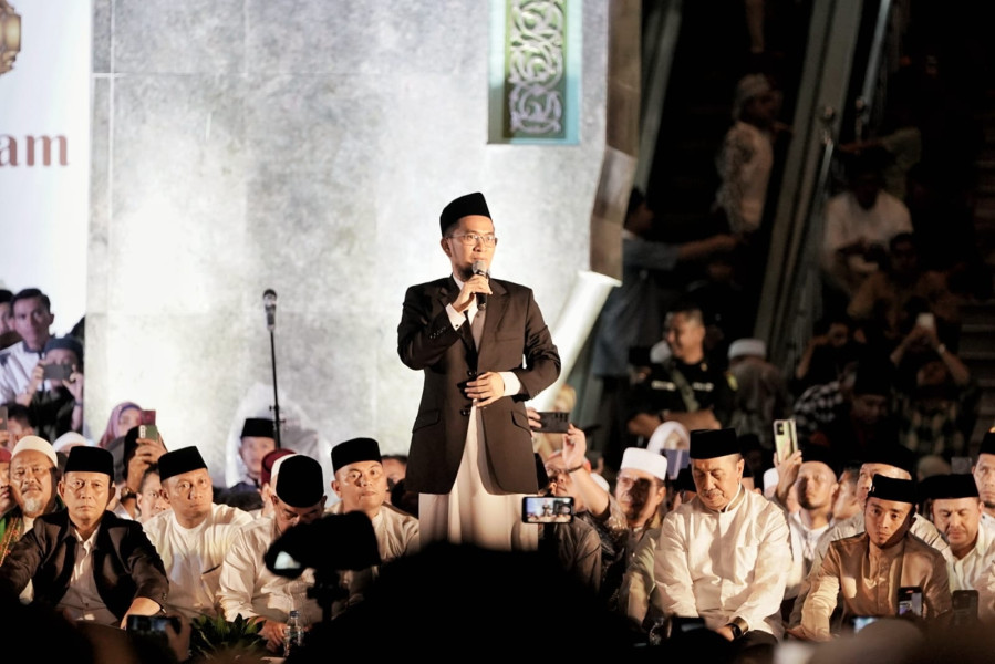 Pemprov Riau Sampaikan Terima Kasih pada UAH Karena Sukes Isi Tabligh Akbar di Masjid Raya An-Nur Provinsi Riau