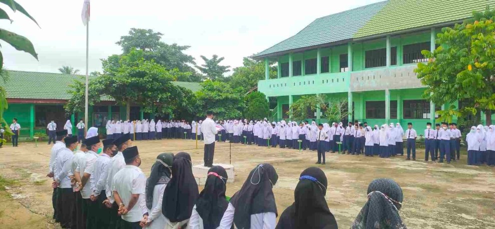 Maju Bersama Nilai Islami, MTsN 1 Inhu Siap Cetak Generasi Unggul dan Berkarakter