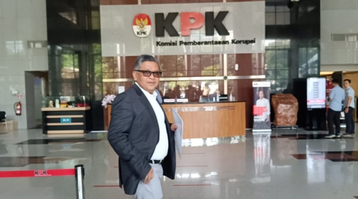 Besok KPK Dikabarkan Panggil Hasto sebagai Tersangka